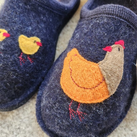NIB Haflinger Gallina wool slippers 38 hen with chicks - Picture 5 of 13